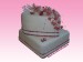 Dvojposchodová torta s drobnými kvetmi torta